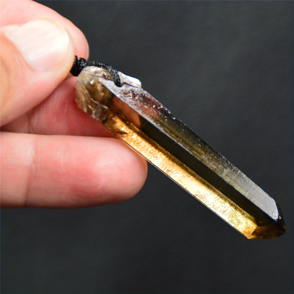 CRYSTAL PENDANT
