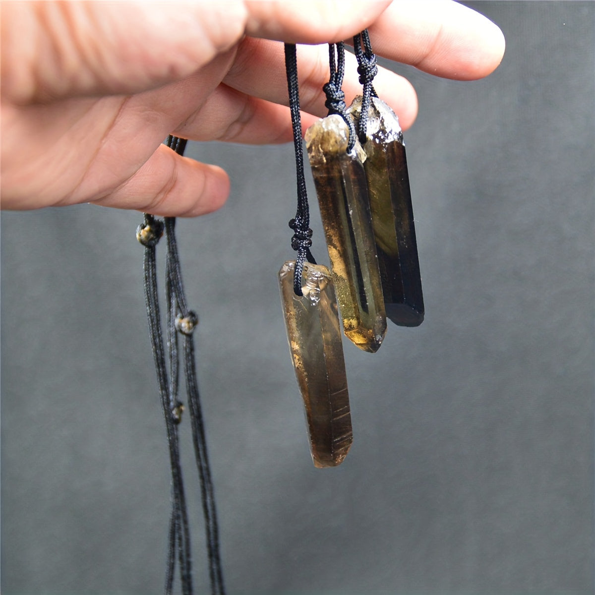 CRYSTAL PENDANT