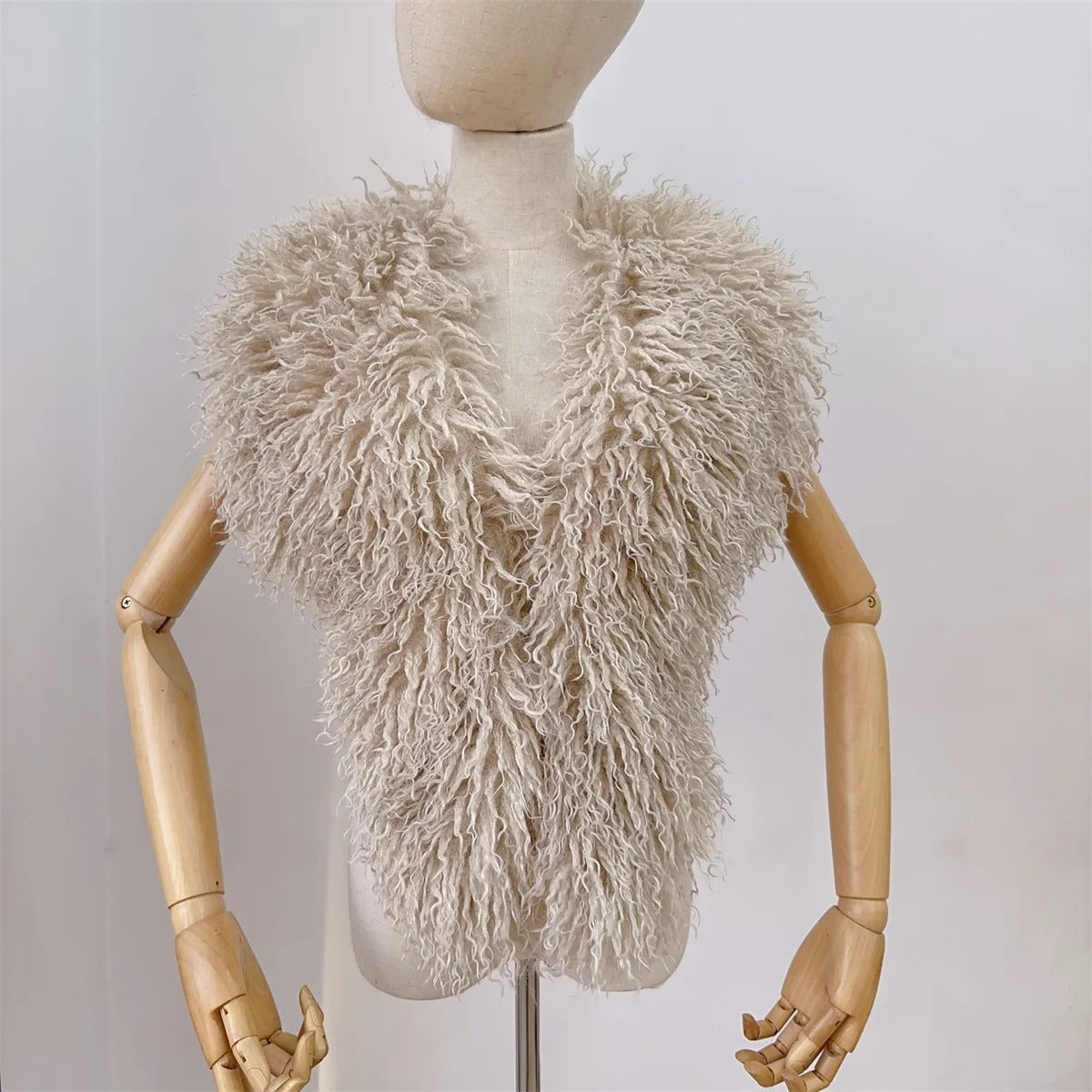 BOND-GIRL FAUX FUR VEST