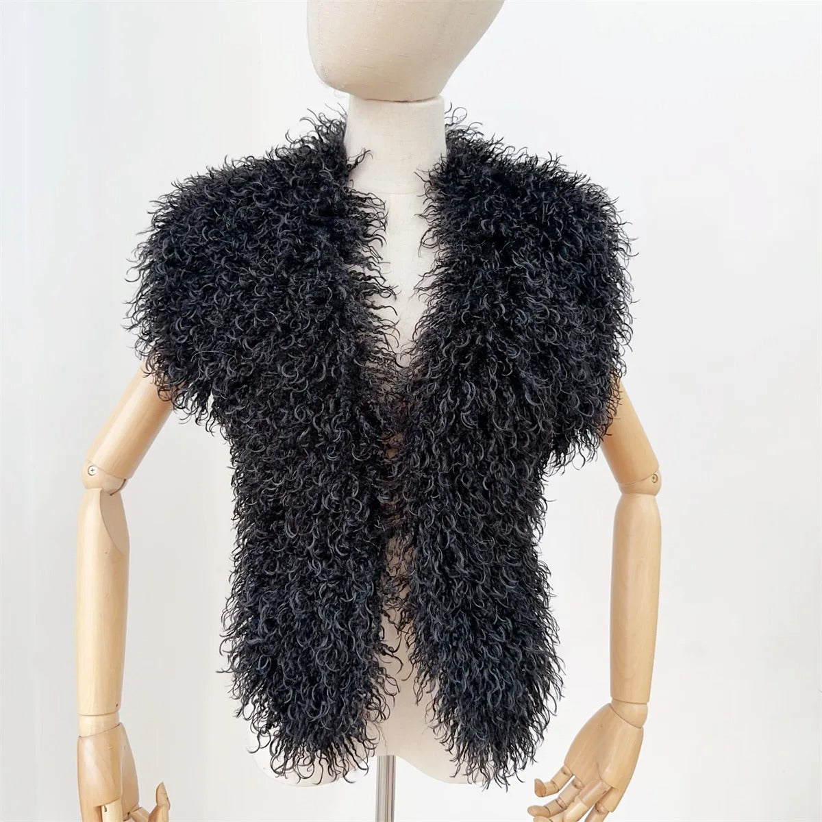 BOND-GIRL FAUX FUR VEST