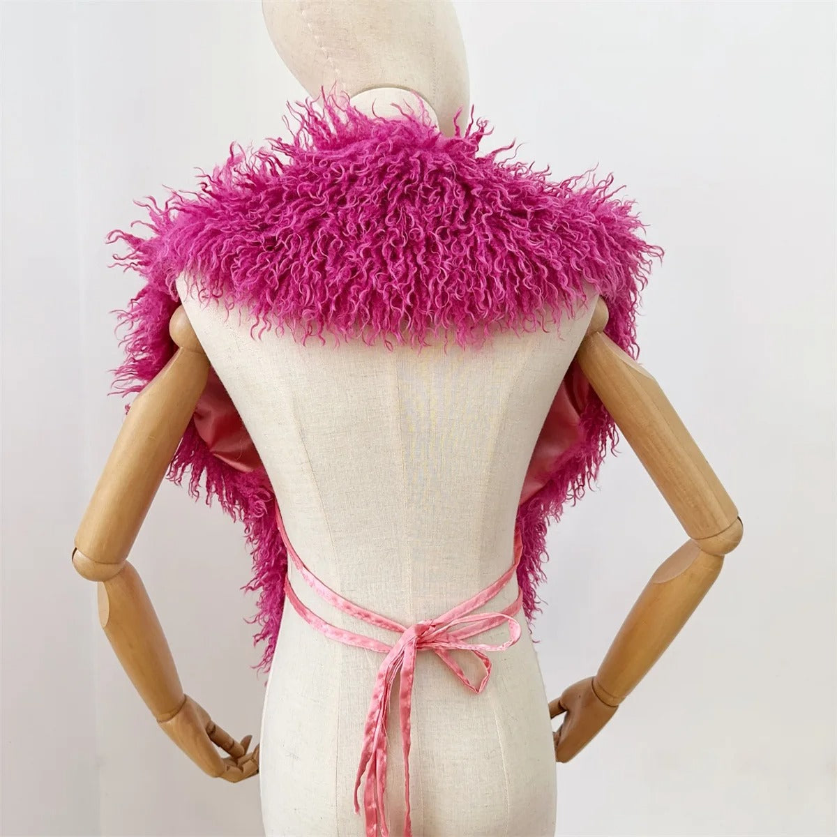 BOND-GIRL FAUX FUR VEST