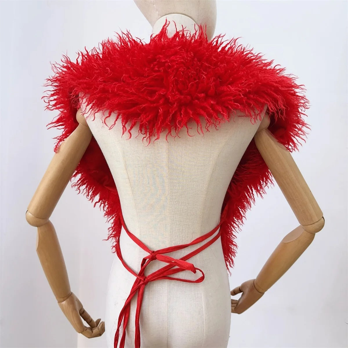 BOND-GIRL FAUX FUR VEST