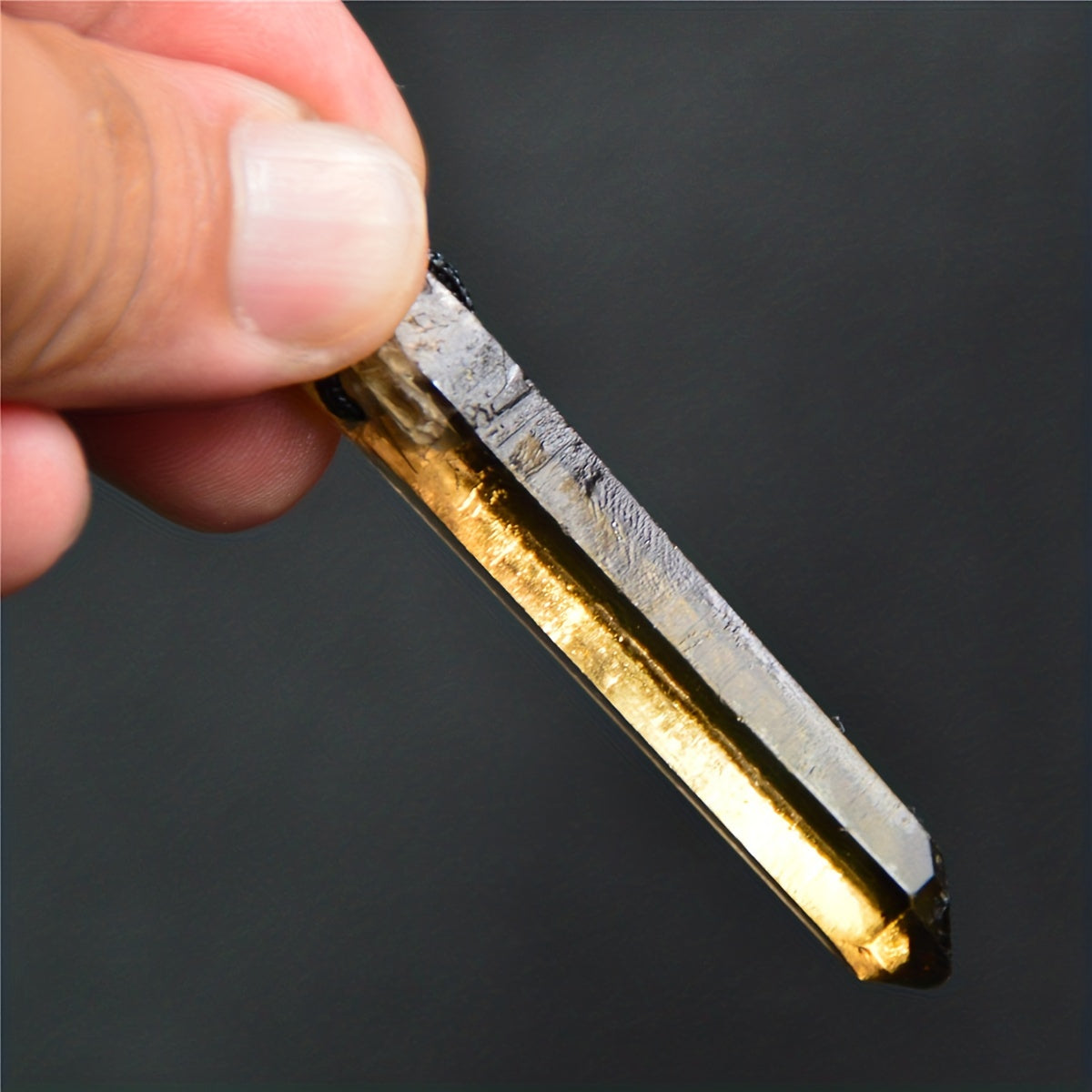 CRYSTAL PENDANT