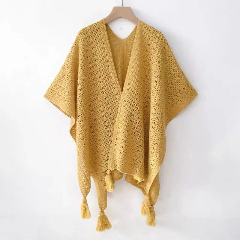 KNITTED PONCHO