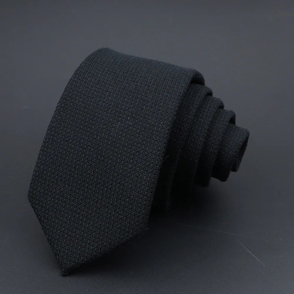 ACADEMIA BASIC TIE