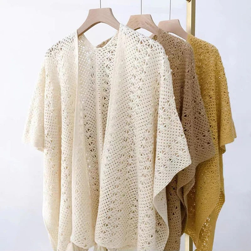 KNITTED PONCHO