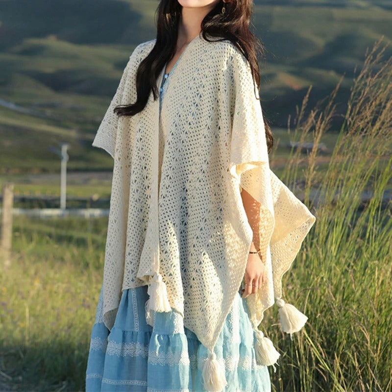 KNITTED PONCHO