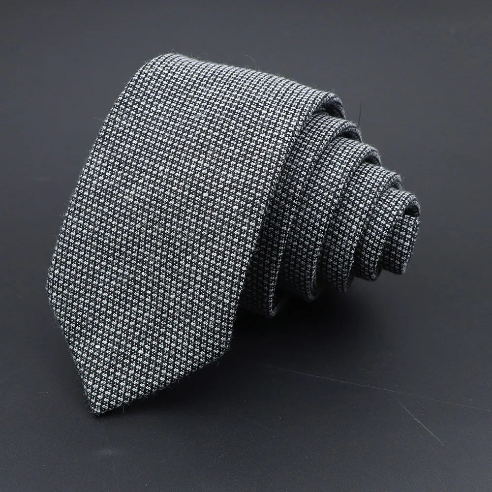 ACADEMIA BASIC TIE