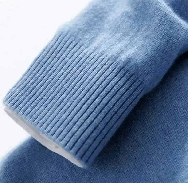 WOOL KNIT SWEATER