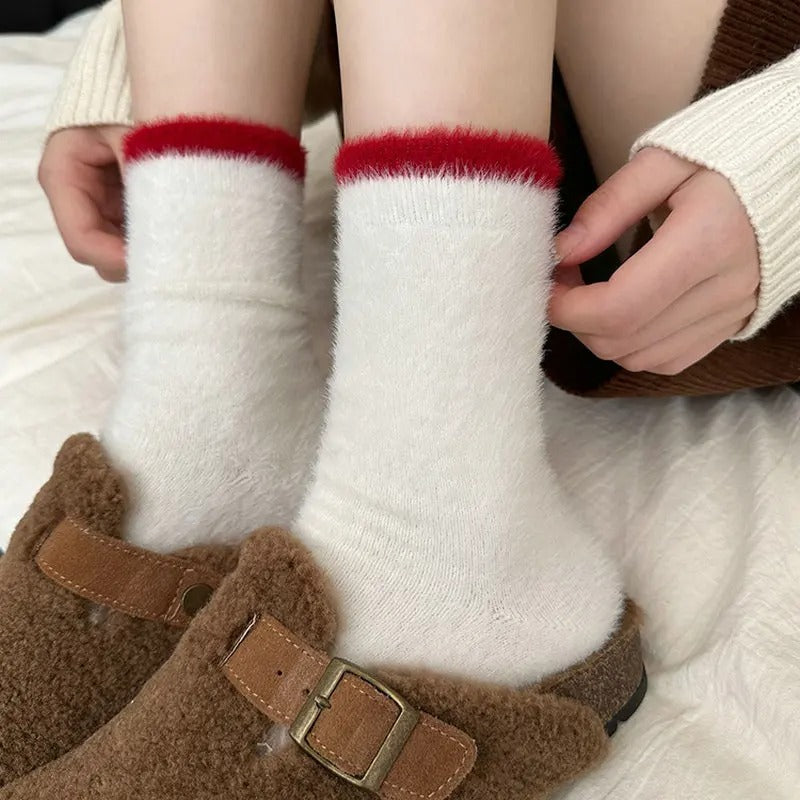 ACADEMIA FUZZY SOCKS