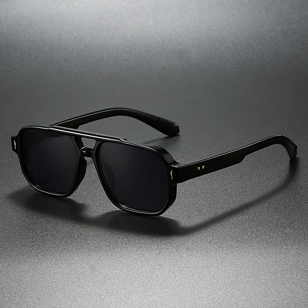 VINTAGE GLASSES
