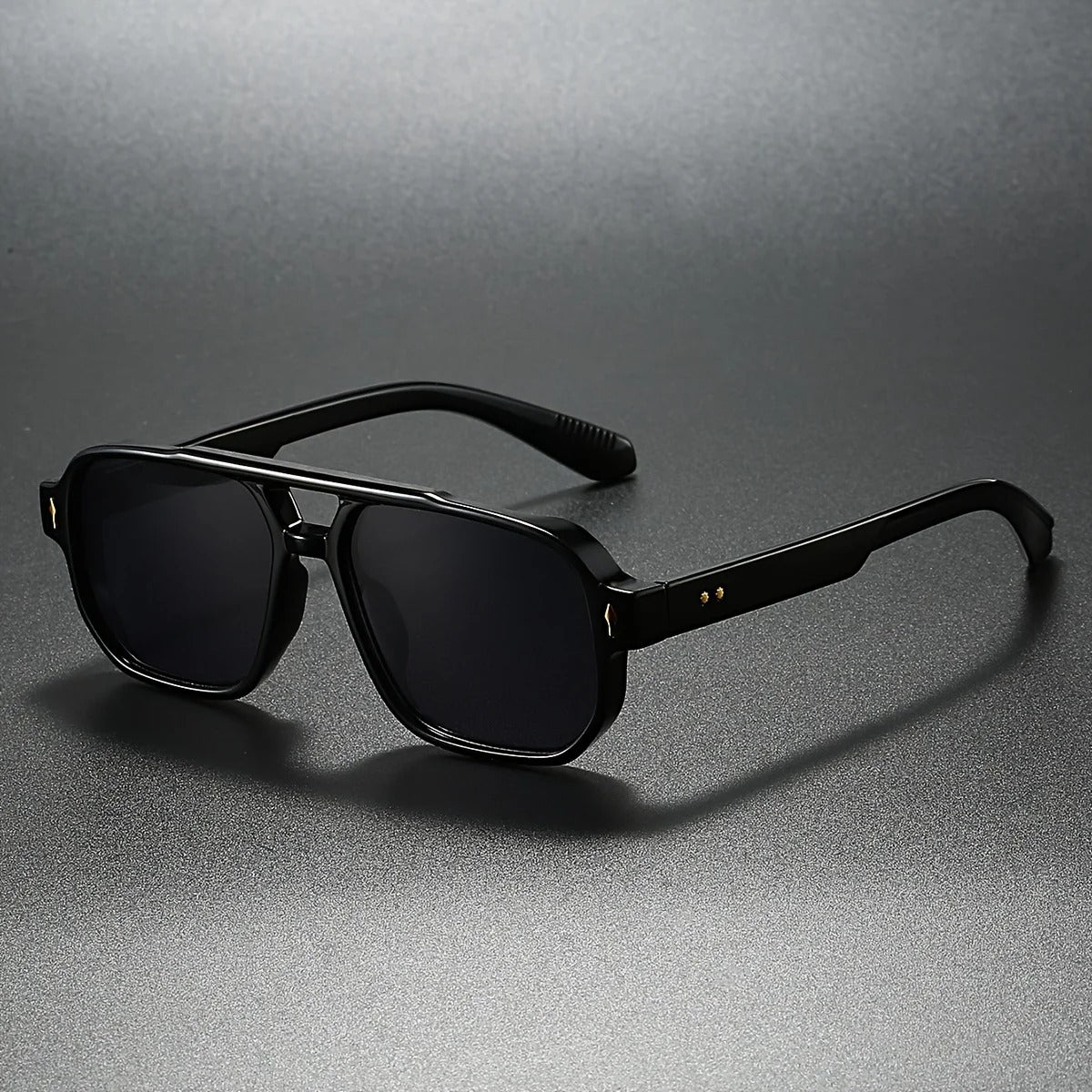 VINTAGE GLASSES